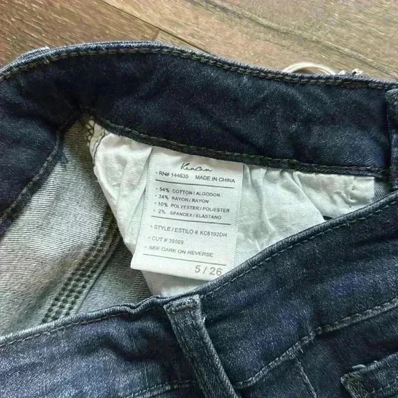 KanCan Jeans. Brand new with tags. Women’s size 3/25. High rise, super skinny. - Picture 4 of 9